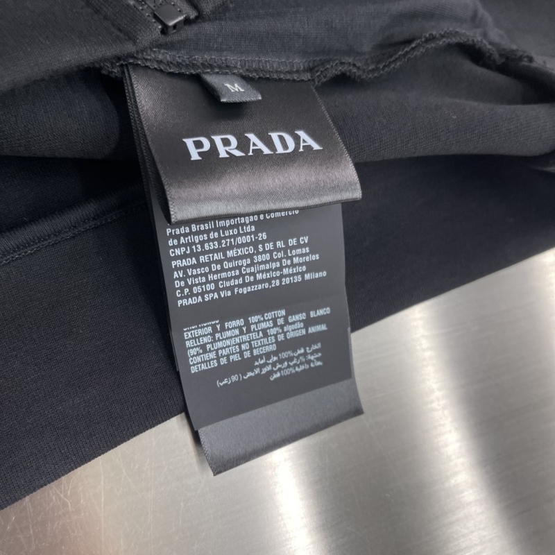 Pra*a outwear